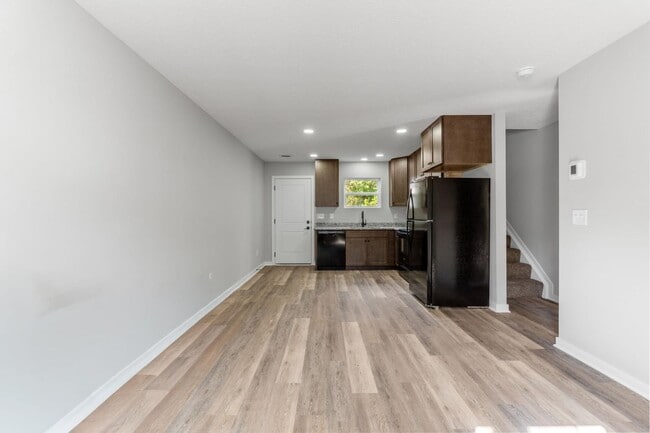 Foto del edificio - 384 N Franklin St
