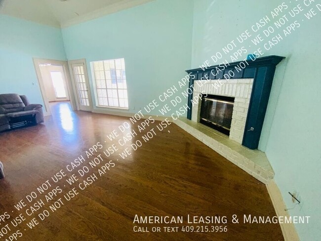 Building Photo - 4820 Edgewood Ln