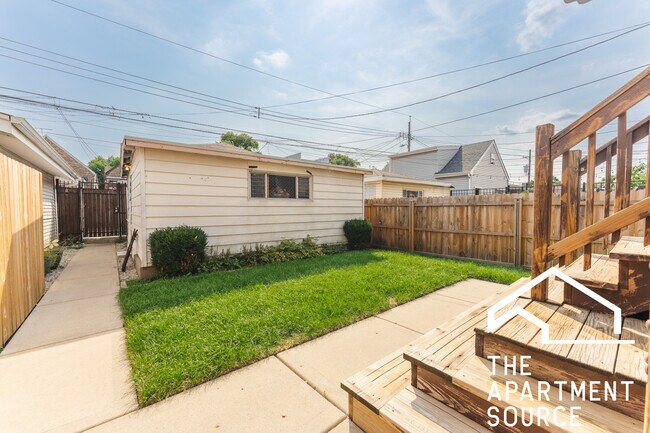 Foto del edificio - 3511 W Beach Ave