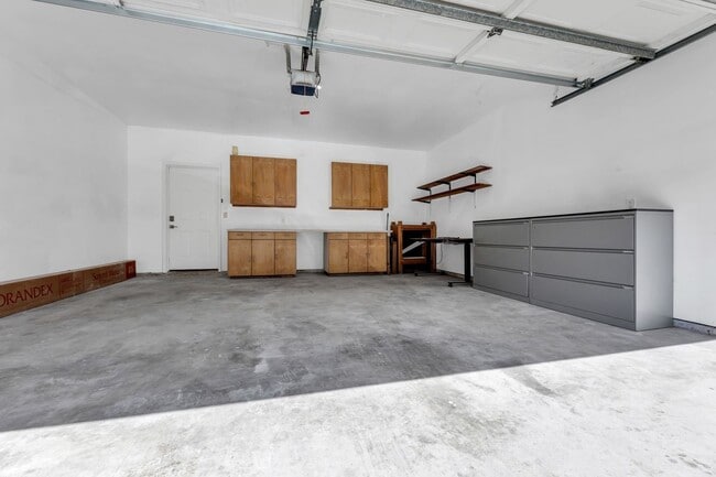 Building Photo - 1829 Bering Dr