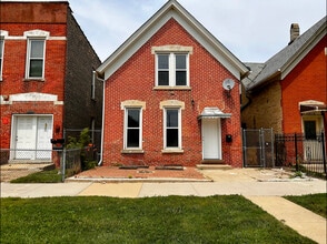 Building Photo - 2620 W 15th St