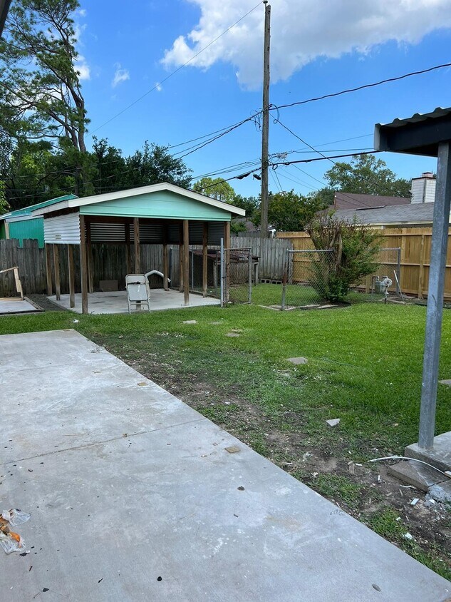 Foto del edificio - 2522 Kingsdale Dr