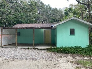 Building Photo - 125 Highland St