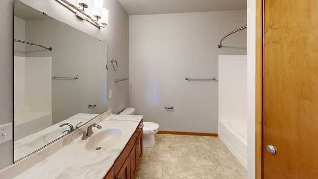 Interior Photo - Howard Commons
