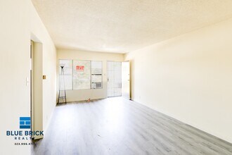 Building Photo - 1055 N El Centro Ave