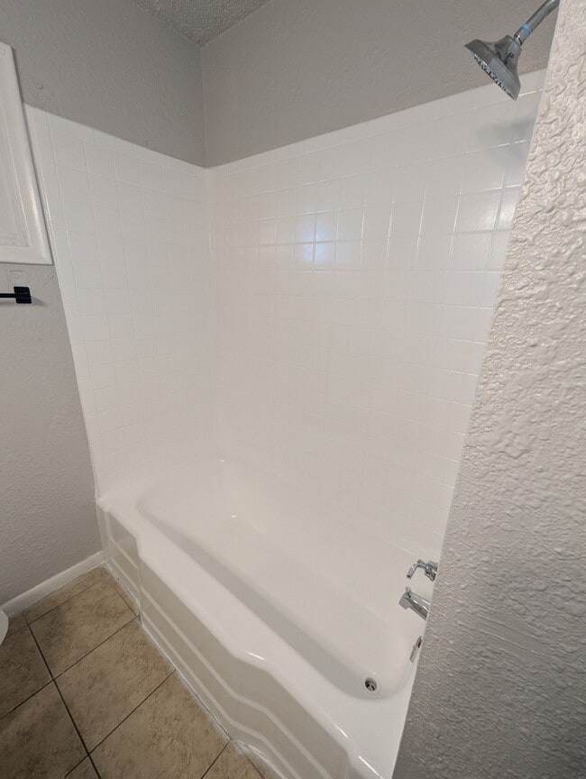 Building Photo - 4376 N Frankfort Pl