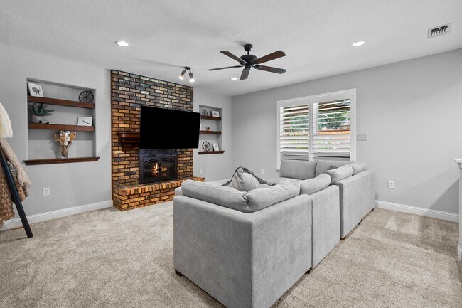 Foto del edificio - 3621 Welwyn Way Dr