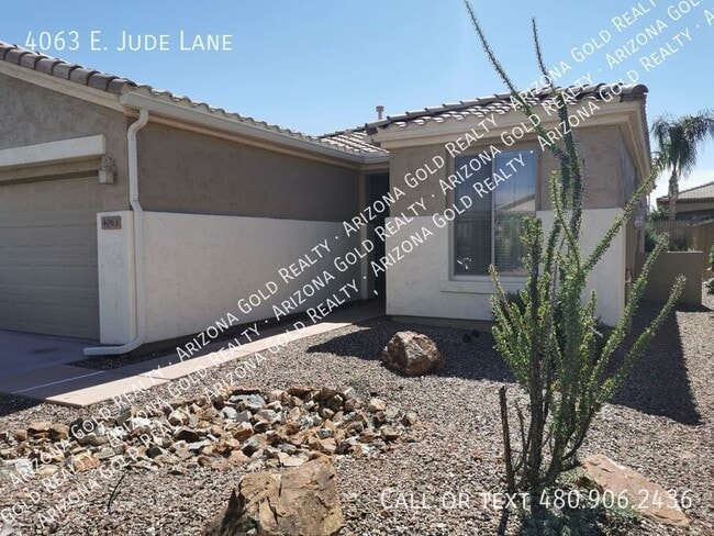 Foto del edificio - 4063 E Jude Ln