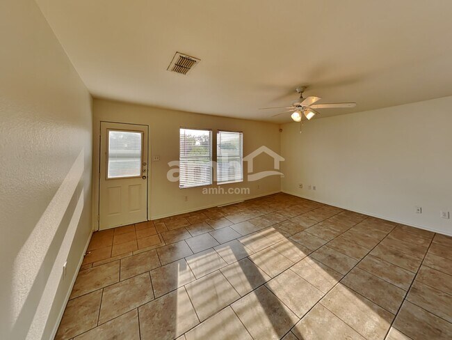 Building Photo - 13131 Asbury Vista