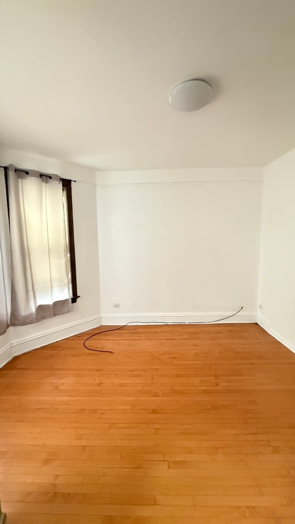 Building Photo - 3137 W 42nd St