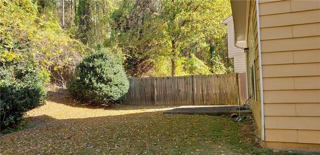 Building Photo - 4624 Windale Dr NW