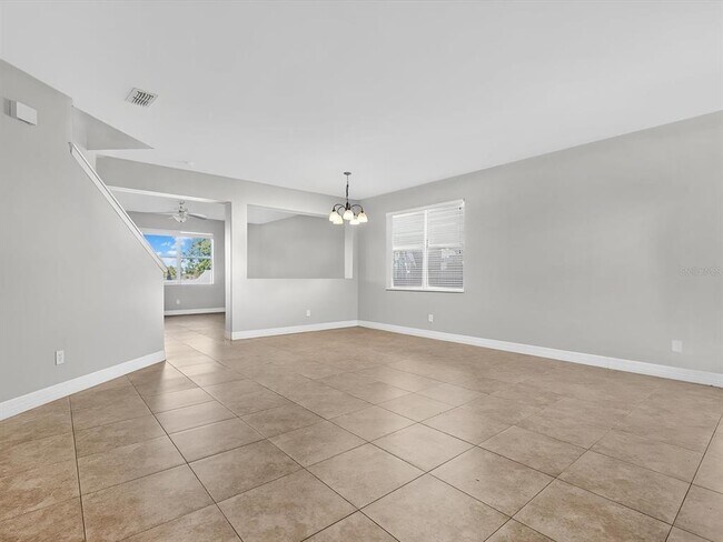 Foto del edificio - 2274 Geneva Dr