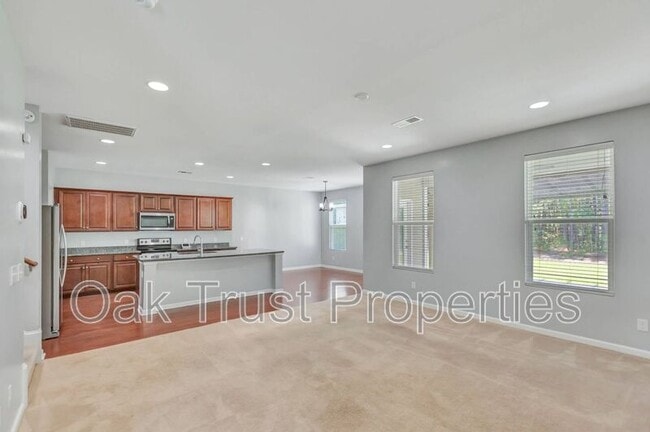 Building Photo - 1514 Migration Point