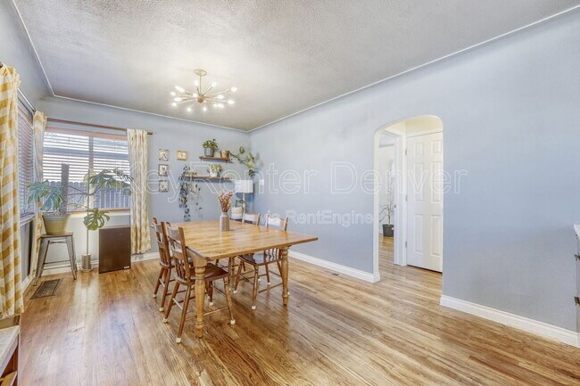Foto del edificio - 3252 Niagara St
