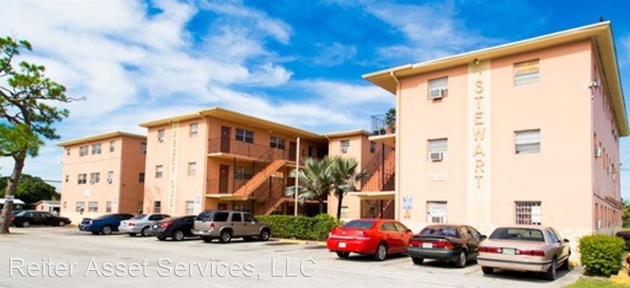 14120 NW 24th Ct Opalocka, FL 33054 Alquileres en Opalocka, FL