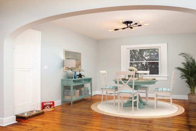 Dining Room - 2556 El Molino Ave