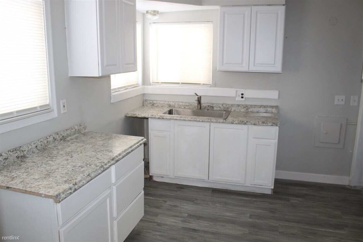 Building Photo - 3 br, 1 bath House - 29760 Birchwood St