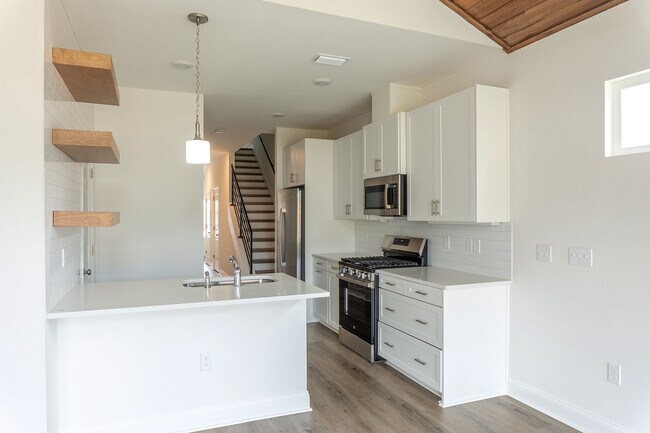 Foto del edificio - 1414 Landon Hills Dr