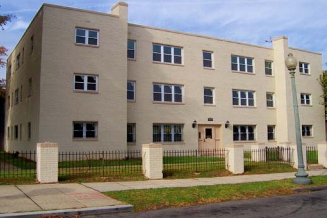Foto del edificio - 1023 14th St SE