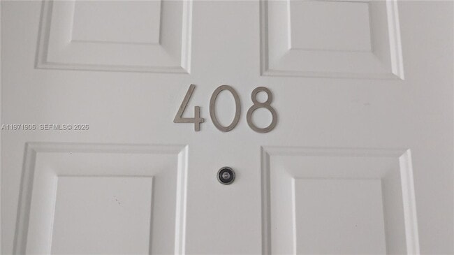 Building Photo - 445 SW 11th St