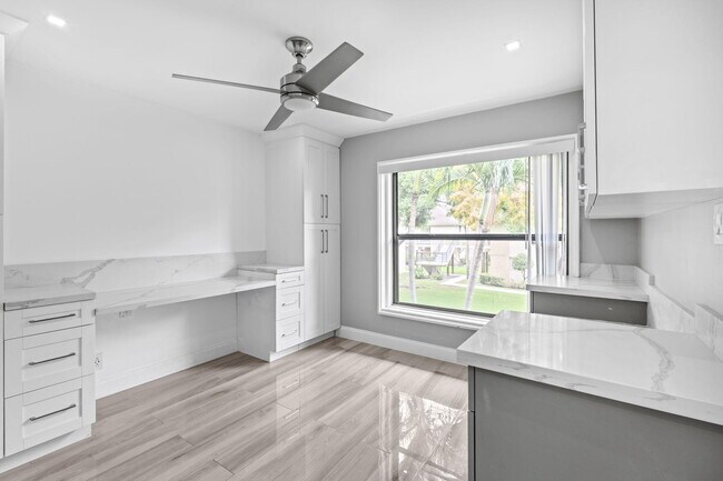 Foto del edificio - 149 NW 70th St