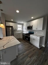 Building Photo - 1441 Vista St