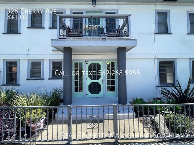 Building Photo - Bright and Cozy 2 Bedroom 1 Bathroom - Ava...