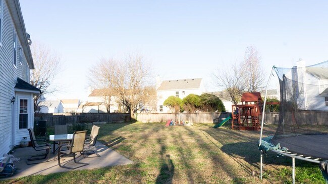 Building Photo - 6107 Kent Ct