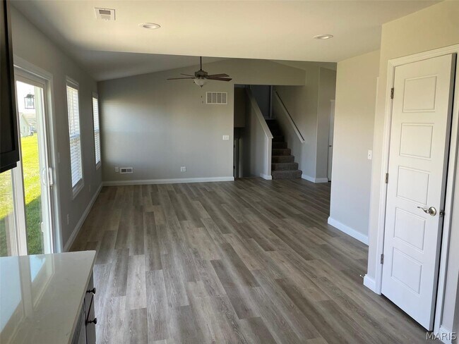 Foto del edificio - 307 Meriadoc Ln