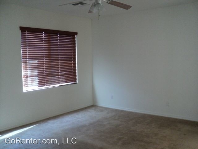 Building Photo - 17442 W Evans Dr