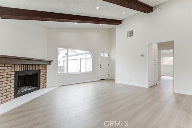 Foto del edificio - 821 N Maple St