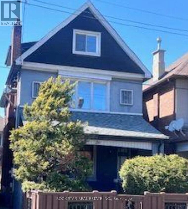 Primary Photo - 26-26 Wentworth St S