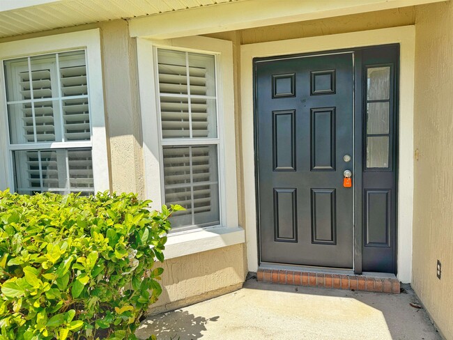 Foto del edificio - 1709 S Summer Ridge Ct