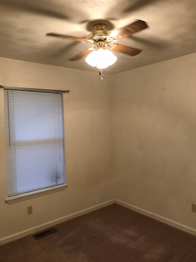 dormitorio - 217 Janie Ln