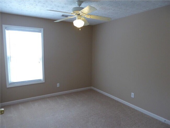 Building Photo - 13387 Aventide Ln