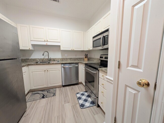 Foto del edificio - 9754 Leyland Dr