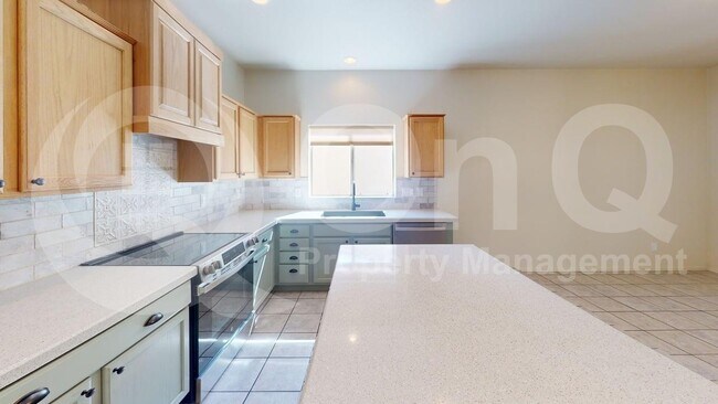 Foto del edificio - 38354 S Skyline Dr
