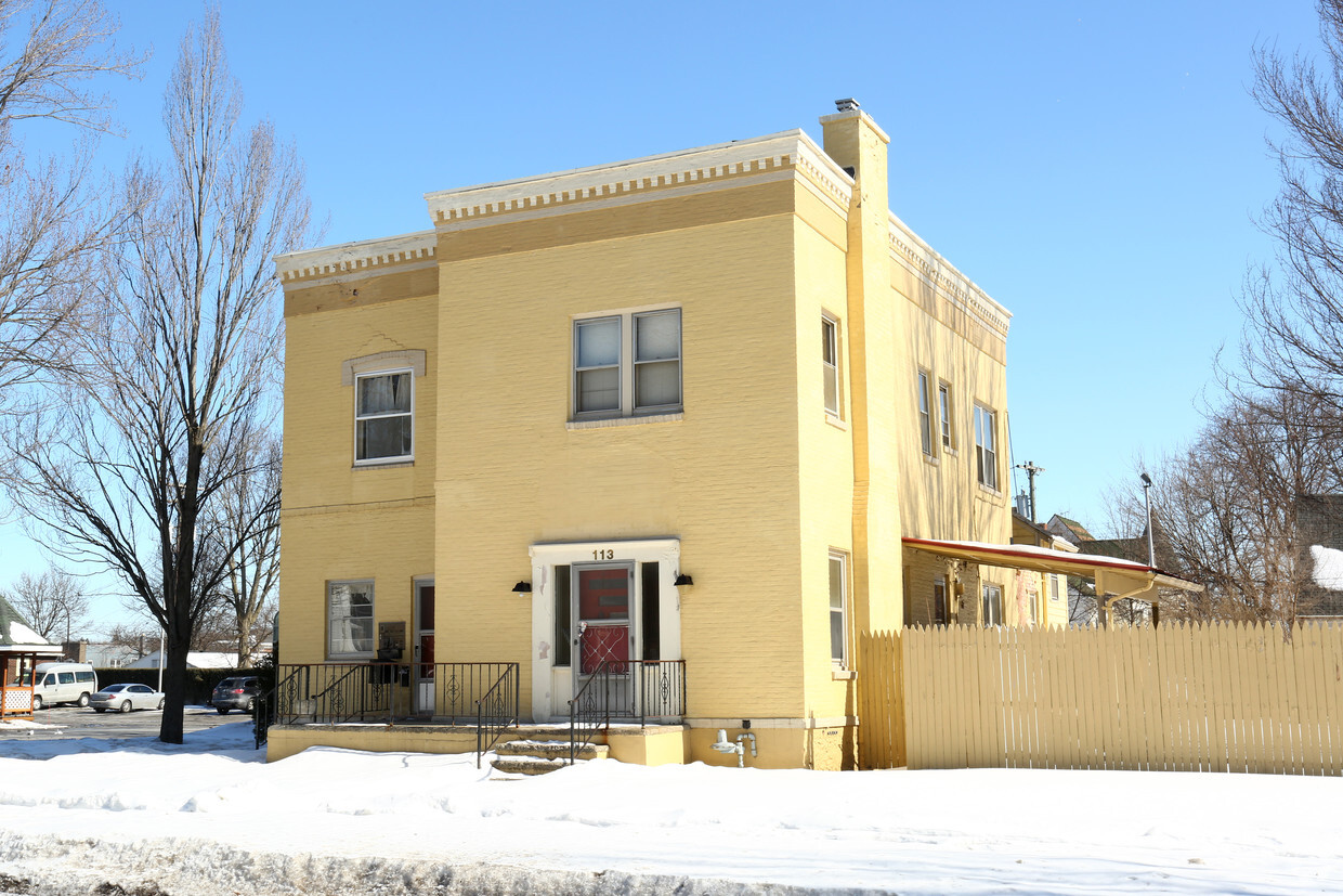 Building Photo - 113 S Washington St