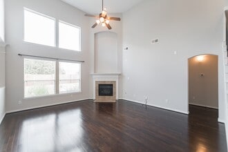 Building Photo - 9402 Empress Crossing Dr