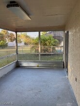 Building Photo - 520 SE 16th Pl