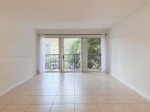 Building Photo - 9055 Wiles Rd