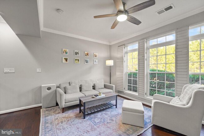 Foto del edificio - 43846 Artsmith Terrace