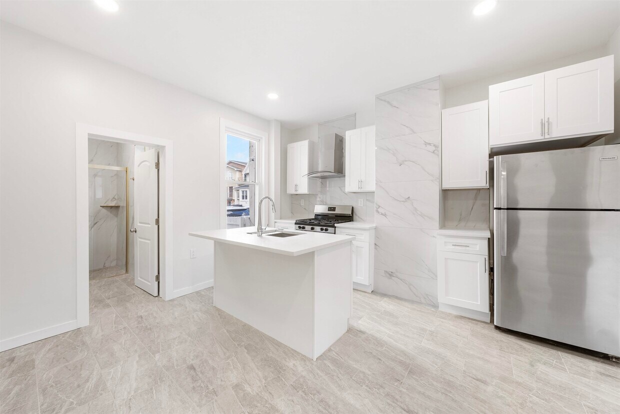 Foto principal - 600 67th St