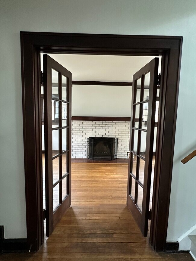 Foto del edificio - 1634 Chesterland Ave