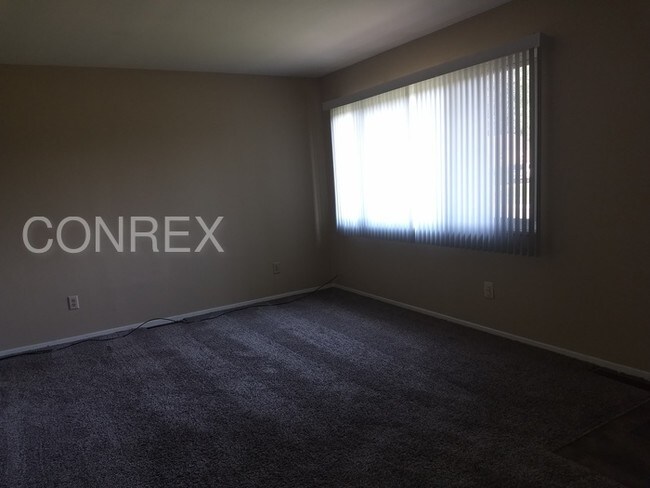 Foto del edificio - 4 Bedroom Ranch home!!!