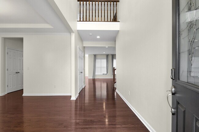 Foto del edificio - 6743 Palmetto Dr