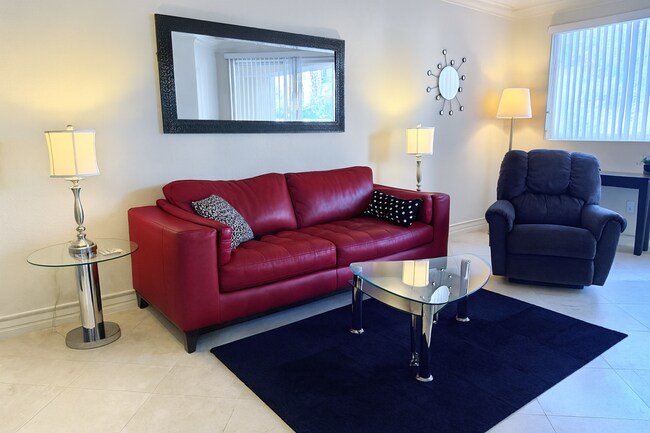 Foto del edificio - Meridian Luxury Condo in Resort Community ...
