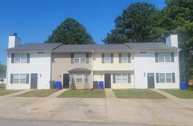 Foto del edificio - Room in Townhome on Bob White Ln SE