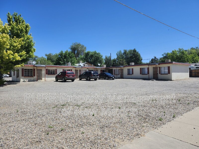 Primary Photo - 602 North Orchard Avenue