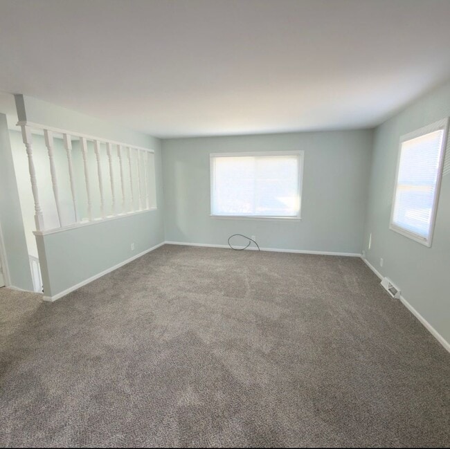 Foto del edificio - 3 Bedroom Home In Kentwood Schools!